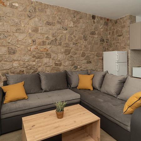 Lithos Suites Finikounta Exterior foto